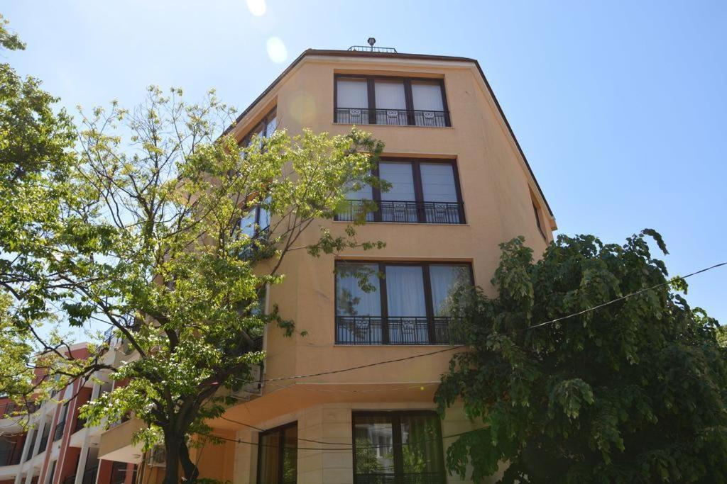 Vazov , Two Bedroom Centre * Varna
