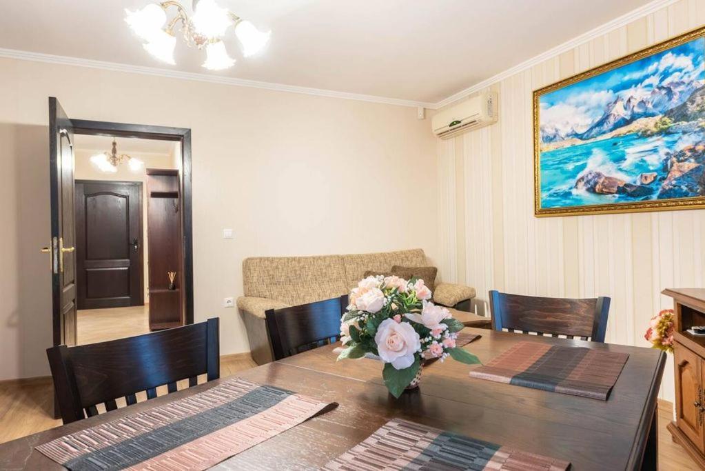 Vazov , Two Bedroom Centre *