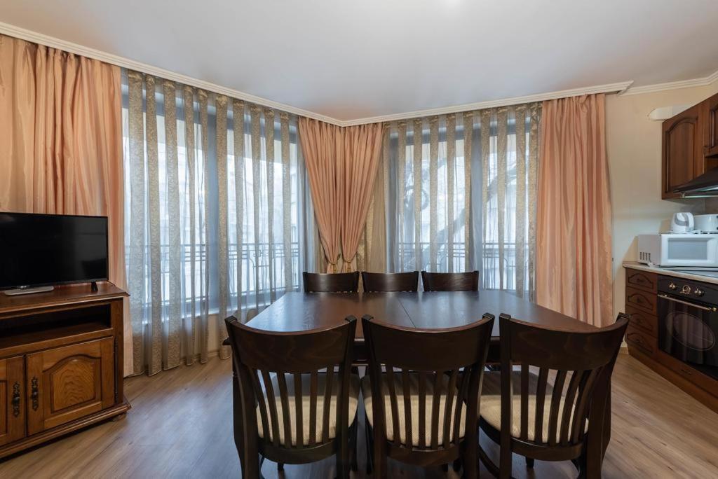 Vazov , Two Bedroom Centre Daire *