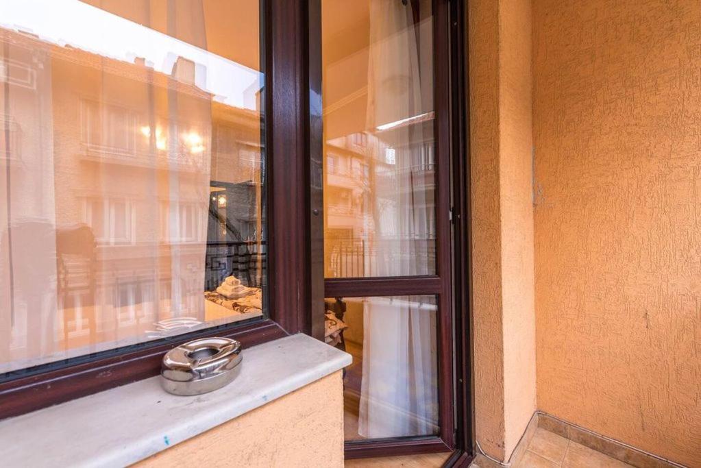 Vazov , Two Bedroom Centre Daire *